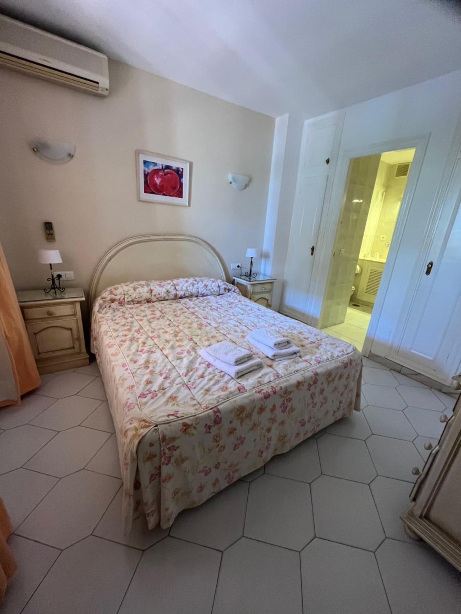 Apartamentos El Toro Marbella Exterior foto