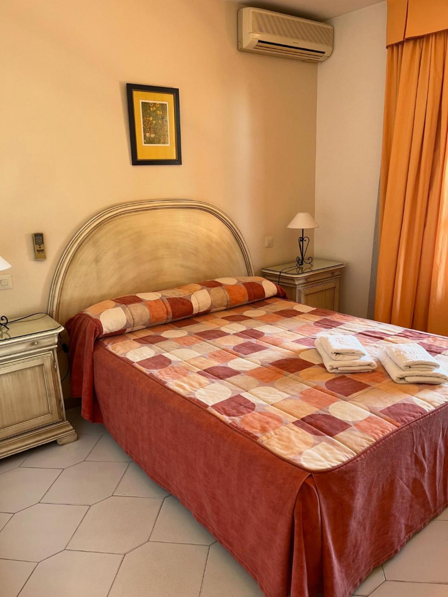 Apartamentos El Toro Marbella Exterior foto
